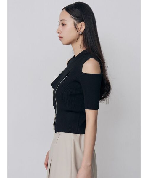 MURUA（ムルーア）の「ショルダーカットZIPハーフニット　夏服（ニット/セーター・レディース・ブラック/アイボリー/ピンク/イエロー・FREE）」の8枚目の写真