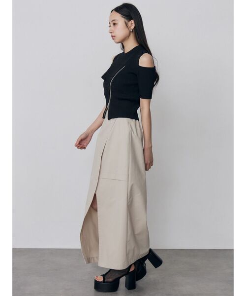 MURUA（ムルーア）の「ショルダーカットZIPハーフニット　夏服（ニット/セーター・レディース・ブラック/アイボリー/ピンク/イエロー・FREE）」の13枚目の写真
