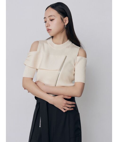 MURUA（ムルーア）の「ショルダーカットZIPハーフニット　夏服（ニット/セーター・レディース・ブラック/アイボリー/ピンク/イエロー・FREE）」の15枚目の写真