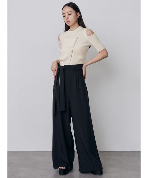 MURUA（ムルーア）の「ショルダーカットZIPハーフニット　夏服（ニット/セーター・レディース・ブラック/アイボリー/ピンク/イエロー・FREE）」の20枚目の写真