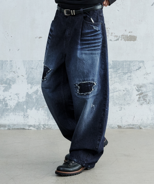 MAISON MINED(メゾンミネド)の「DESTROYED WASHING DENIM PANTS MID BLUE(デニムパンツ・メンズ・その他・SMALL/MEDIUM/LARGE)」の3枚目の写真