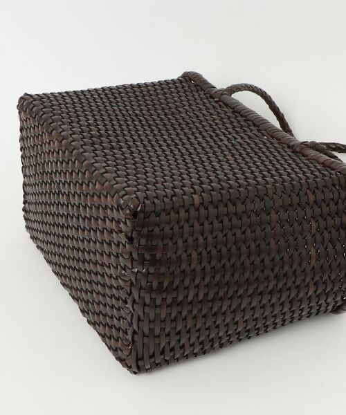SHIPS（シップス）の「Dragon:B.Weave Small（トートバッグ・レディース・ライトホワイト・ONE SIZE）」の4枚目の写真