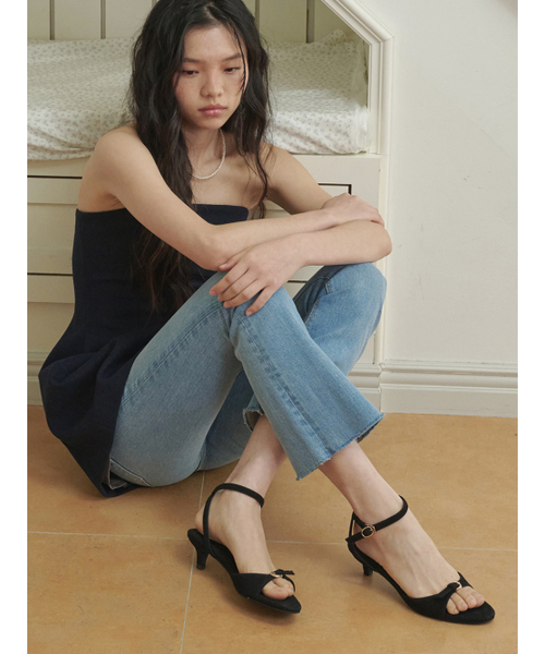 APTO(アプト)の「ラビン サンダル AHSS018(サンダル・レディース・ブラック・23cm/23.5cm/24cm/24.5cm/25cm)」の3枚目の写真