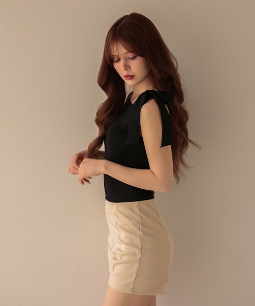 M DOLLY（エムドリー）の「Shoulder ribbon elsie knit tops / ショルダーリボンエルシーニットトップス（Tシャツ/カットソー・レディース・アイボリー/ライトブルー/ブラック/ピンク・FREE）」の12枚目の写真