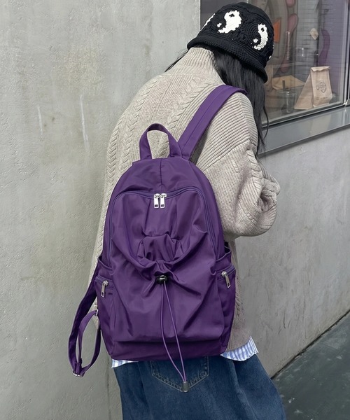 yuue' ( wear )(ユーイ)の「マルチポケットリュックサック/通勤通学/ナップサック/A4サイズ対応(バックパック/リュック・レディース・パープル/アイボリー/ブラック・FREE)」の19枚目の写真