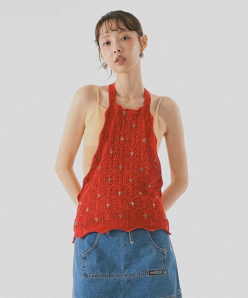 BEAMS COUTURE(ビームスクチュール)の「透かし編み キャミソール(ニット/セーター・レディース・ホワイト系その他5/レッド・ONE SIZE)」の2枚目の写真