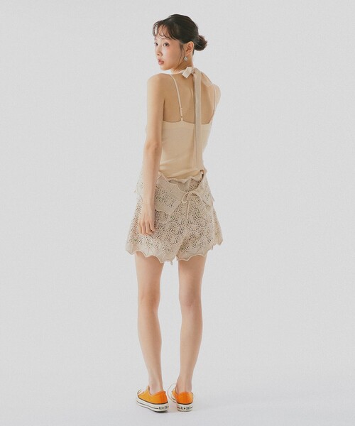 BEAMS COUTURE(ビームスクチュール)の「透かし編み キャミソール(ニット/セーター・レディース・ホワイト系その他5/レッド・ONE SIZE)」の6枚目の写真