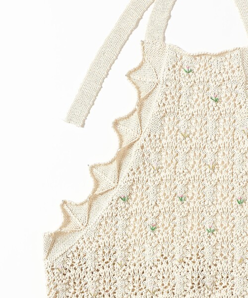 BEAMS COUTURE(ビームスクチュール)の「透かし編み キャミソール(ニット/セーター・レディース・ホワイト系その他5/レッド・ONE SIZE)」の14枚目の写真