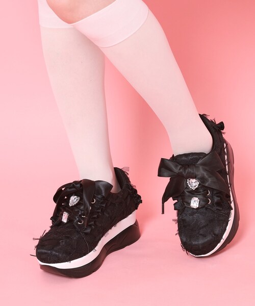 cs T&P(シーエスティーアンドピー)の「厚底ガーリーリボンレーススニーカー(スニーカー・レディース・ホワイト系3/ブラック系2/ブルー系2・S/M/L/LL)」の7枚目の写真