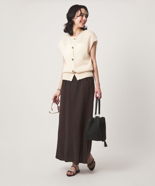 green label relaxing(グリーンレーベルリラクシング)の「BREEZE LINEN ブリーズリネン ナロー スカート(スカート・レディース・ダークブラウン/オリーブ・36/38)」の17枚目の写真