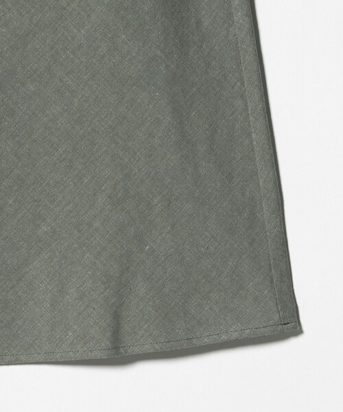 green label relaxing(グリーンレーベルリラクシング)の「BREEZE LINEN ブリーズリネン ナロー スカート(スカート・レディース・ダークブラウン/オリーブ・36/38)」の5枚目の写真
