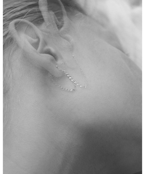 les bonbon(ルボンボン)の「【les bonbon】K18 aria drape pierce single/アリア ドレープ ピアス(ピアス(片耳用)・レディース・イエローゴールド・FREE)」の2枚目の写真