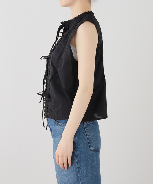 OUTDOOR PRODUCTS（アウトドアプロダクツ）の「FANAKA sleeveless SH 261-2041（シャツ/ブラウス・レディース・アイボリー/ブラック・FREE）」の3枚目の写真