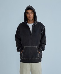 HALF ZIP HOODED SWEATSHIRT