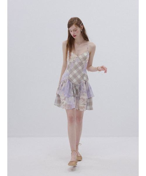 SINCETHEN(シンスゼン)の「ラベンダーフローラルパッチワークミニワンピース(ワンピース・レディース・その他・SMALL/MEDIUM/LARGE)」の3枚目の写真