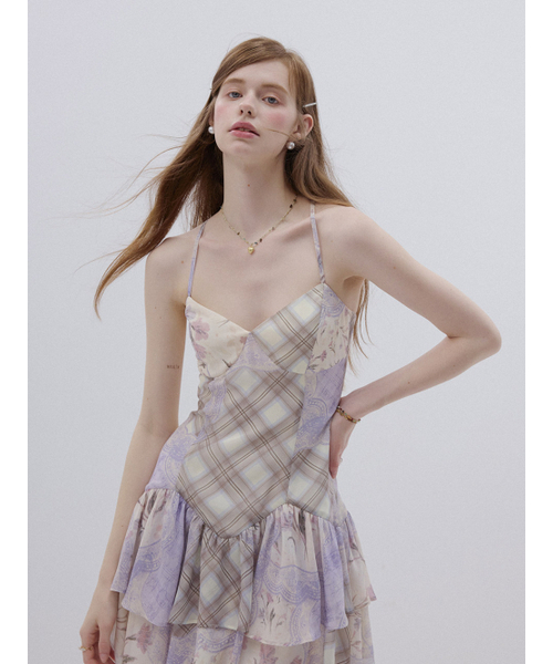 SINCETHEN(シンスゼン)の「ラベンダーフローラルパッチワークミニワンピース(ワンピース・レディース・その他・SMALL/MEDIUM/LARGE)」の6枚目の写真