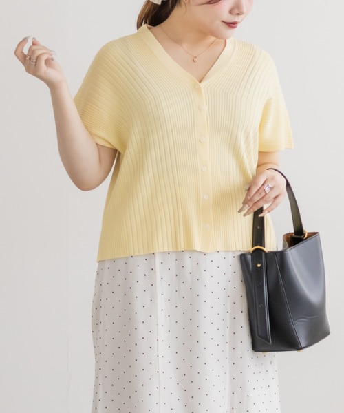CLETTE(クレット)の「CLETTEオリジナルフレンチスリーブニットカーディガン(ニット/セーター・レディース・ピンク/ライトグリーン/イエロー・LL/4L/3L)」の1枚目の写真