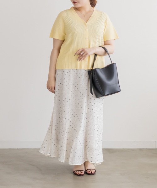 CLETTE(クレット)の「CLETTEオリジナルフレンチスリーブニットカーディガン(ニット/セーター・レディース・ピンク/ライトグリーン/イエロー・LL/4L/3L)」の9枚目の写真