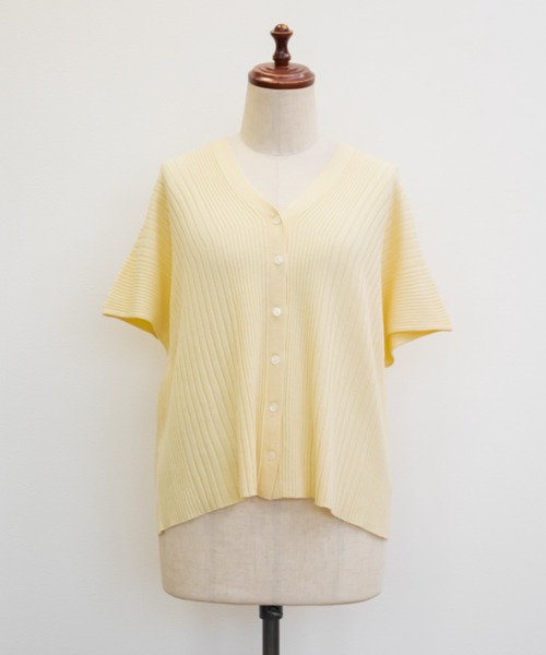 CLETTE(クレット)の「CLETTEオリジナルフレンチスリーブニットカーディガン(ニット/セーター・レディース・ピンク/ライトグリーン/イエロー・LL/4L/3L)」の14枚目の写真