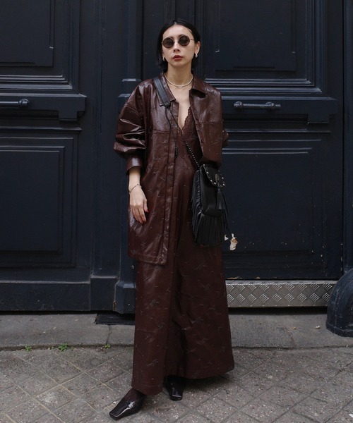 Ameri（アメリ）の「CHRISTINE EMBROIDERY DRESS（ドレス・レディース・アイボリー/ブラウン/ブラック・MEDIUM/SMALL）」の16枚目の写真