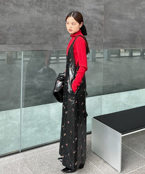 Ameri（アメリ）の「CHRISTINE EMBROIDERY DRESS（ドレス・レディース・アイボリー/ブラウン/ブラック・MEDIUM/SMALL）」の9枚目の写真