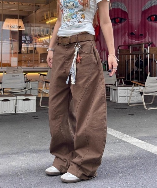 Ritzy(リッツィー)の「ハート×ロゴ刺繍デザインワイドパンツ(その他パンツ・レディース・ベージュ/ブラウン・S/XL/L/M)」の3枚目の写真