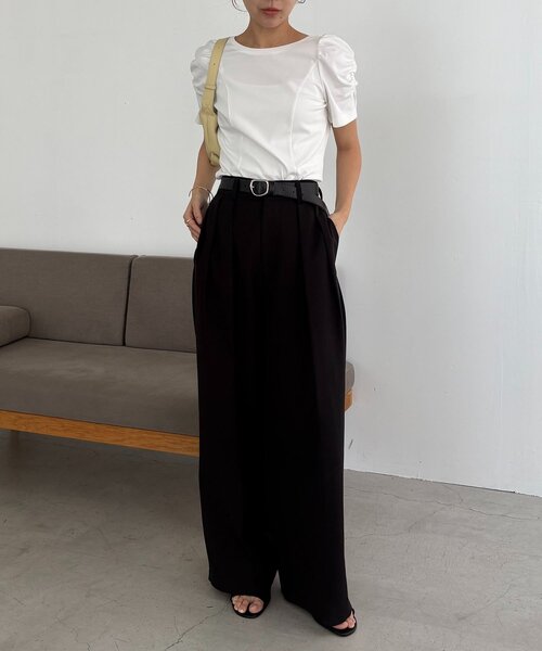 CAPRICIEUX LE'MAGE（カプリシューレマージュ）の「ギャザーパフT（Tシャツ/カットソー・レディース・ブラック/イエロー/ホワイト・FREE）」の4枚目の写真