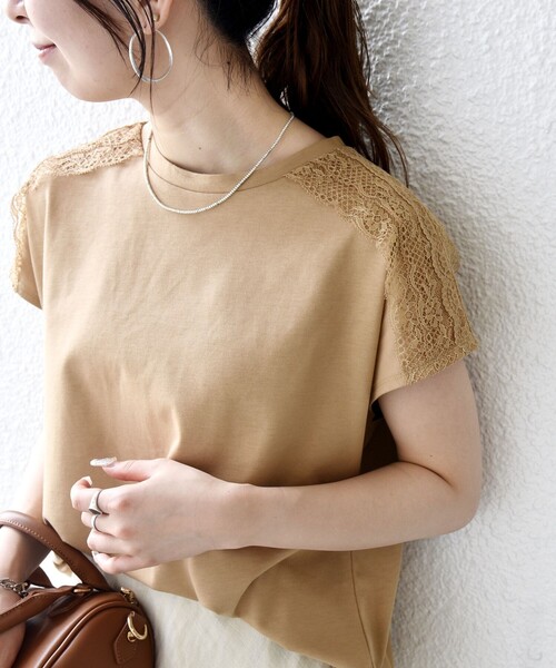 SHIPS any(シップス エニィ)の「SHIPS any:〈洗濯機可能〉ジャージー フレンチスリーブ レース TEE(Tシャツ/カットソー・レディース・ブラック/ベージュ/ホワイト/チャコールグレー・ONE SIZE)」の1枚目の写真