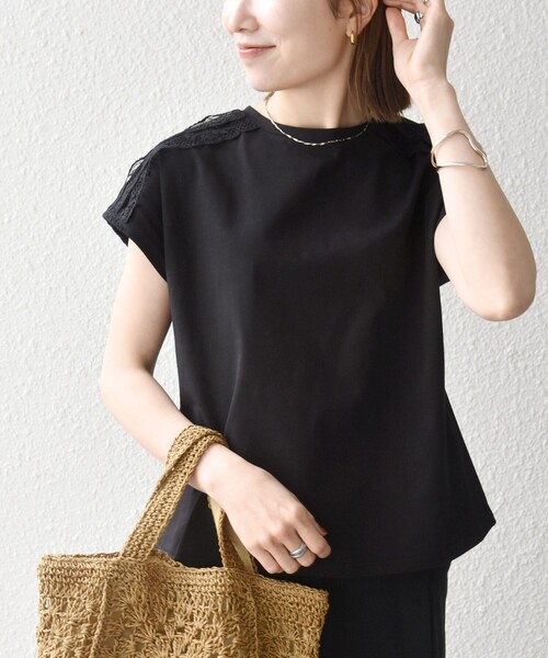 SHIPS any(シップス エニィ)の「SHIPS any:〈洗濯機可能〉ジャージー フレンチスリーブ レース TEE(Tシャツ/カットソー・レディース・ブラック/ベージュ/ホワイト/チャコールグレー・ONE SIZE)」の7枚目の写真