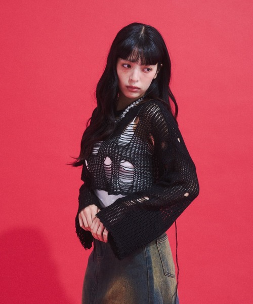 GAB GAB(ガブガブ)の「Distressed Cropped Knit Top/ダメージクロップドニット(ニット/セーター・レディース・ホワイト/ブラック・FREE)」の6枚目の写真