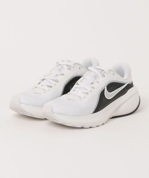 NIKE(ナイキ)の「NIKE ナイキ W DOWNSHIFTER 14 ウィメンズ ダウンシフター 14 WIB1899 105WHITE/M SILV(スニーカー・レディース・ホワイト・25.0cm/24.5cm/24.0cm/23.5cm/23.0cm/22.5cm/22.0cm/26.0cm/25.5cm)」の1枚目の写真