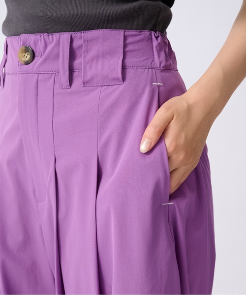 OMMO(オーエムエムオー)の「【OMMO(オーエムエムオー)】EASY WIDE TUCK PT/イージーワイドタックパンツ(チノパンツ・レディース・ホワイト/ピンク/ブラック・36/38)」の15枚目の写真