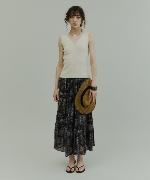 Plumel(プルメル)の「Paisley Pattern Skirt / ペイズリーパターンスカート(スカート・レディース・ブラック/オフホワイト・MEDIUM)」の11枚目の写真