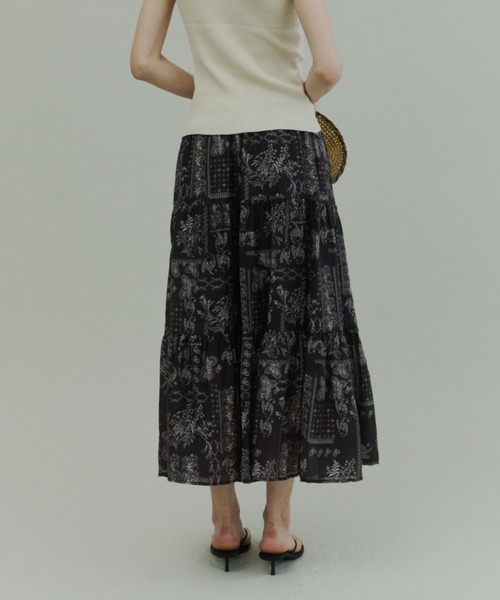 Plumel(プルメル)の「Paisley Pattern Skirt / ペイズリーパターンスカート(スカート・レディース・ブラック/オフホワイト・MEDIUM)」の10枚目の写真