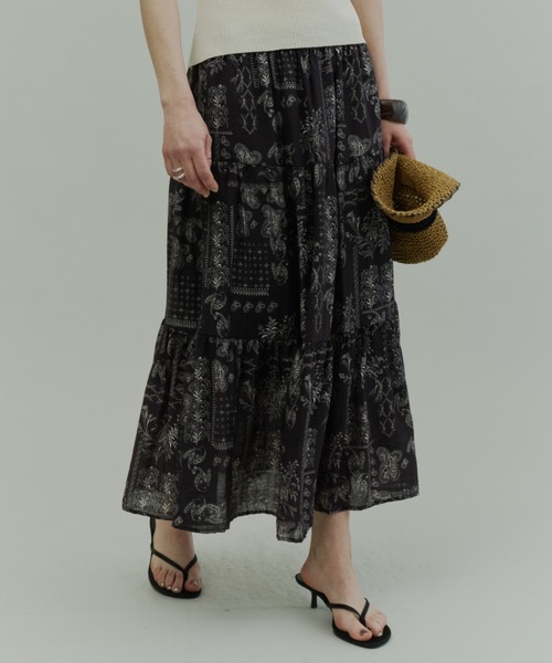 Plumel(プルメル)の「Paisley Pattern Skirt / ペイズリーパターンスカート(スカート・レディース・ブラック/オフホワイト・MEDIUM)」の14枚目の写真