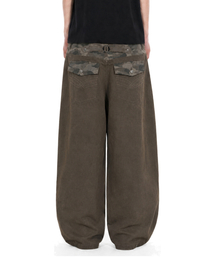 IDWS（アイドンワナセル）の「Hidden Camo Balloon Pants Brown（その他パンツ）」