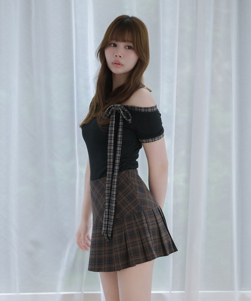 M DOLLY(エムドリー)の「Check ribbon hazel tops / チェックリボンヘーゼルトップス(Tシャツ/カットソー・レディース・アイボリー/ブラック・FREE)」の1枚目の写真