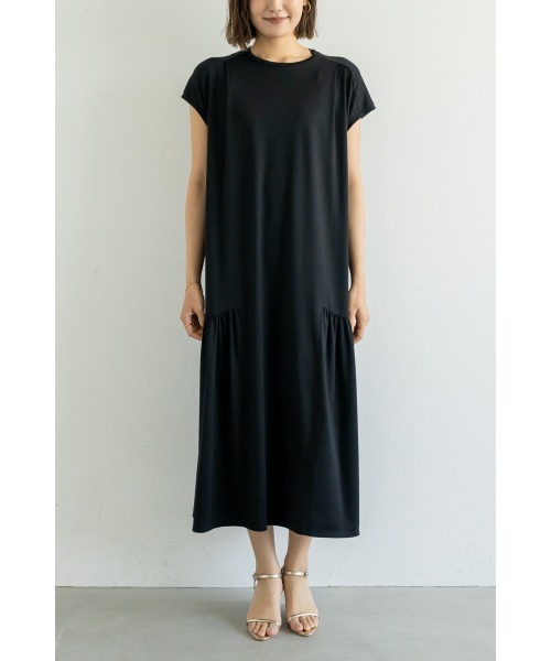 M.deux(エムドゥ)の「サイドギャザーカットワンピース(ワンピース・レディース・ブラウン/ブラック・MEDIUM)」の6枚目の写真
