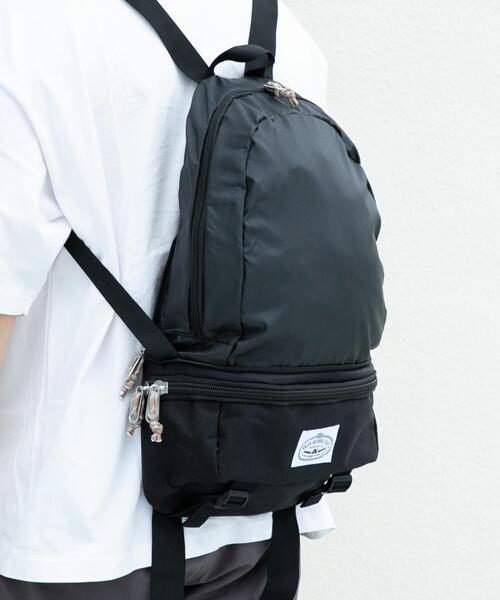 POLeR(ポーラー)の「POLER TOURIST PACK2.0(ボディバッグ/ウエストポーチ・メンズ・ブラック・ONE SIZE)」の7枚目の写真
