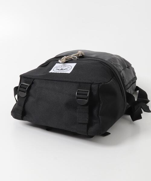 POLeR(ポーラー)の「POLER TOURIST PACK2.0(ボディバッグ/ウエストポーチ・メンズ・ブラック・ONE SIZE)」の13枚目の写真