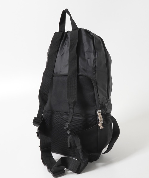POLeR(ポーラー)の「POLER TOURIST PACK2.0(ショルダーバッグ・メンズ・ブラック・ONE SIZE)」の12枚目の写真