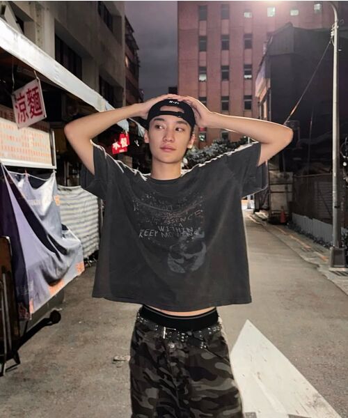 MTTIRE(マティレ)の「ROCKYSTAR VINTAGE OVERSIZED T-SHIRT / BLACK(Tシャツ/カットソー・レディース・その他・L/XL/S/M)」の6枚目の写真