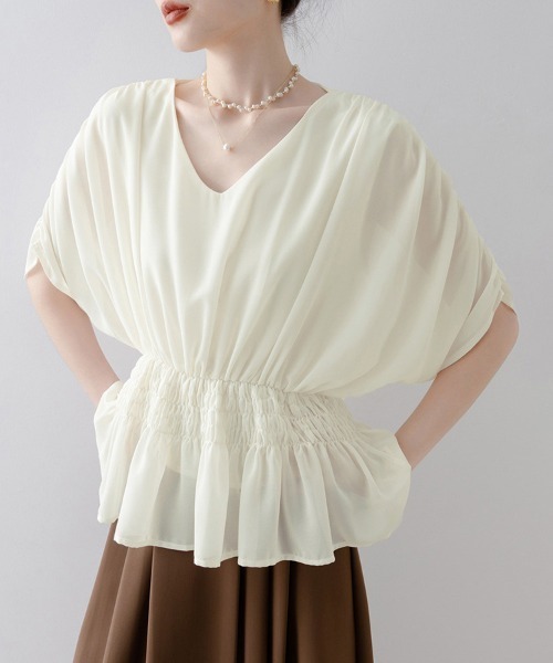 ONEP STAR(ワンピスター)の「ウエストシャーリングペプラムブラウス(シャツ/ブラウス・レディース・ベージュ・MEDIUM/LARGE/X-LARGE)」の14枚目の写真