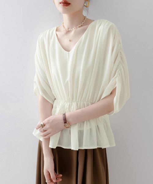 ONEP STAR(ワンピスター)の「ウエストシャーリングペプラムブラウス(シャツ/ブラウス・レディース・ベージュ・MEDIUM/LARGE/X-LARGE)」の10枚目の写真
