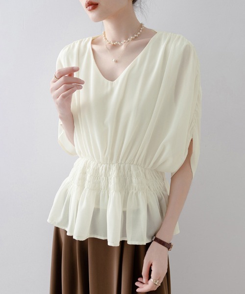 ONEP STAR(ワンピスター)の「ウエストシャーリングペプラムブラウス(シャツ/ブラウス・レディース・ベージュ・MEDIUM/LARGE/X-LARGE)」の7枚目の写真
