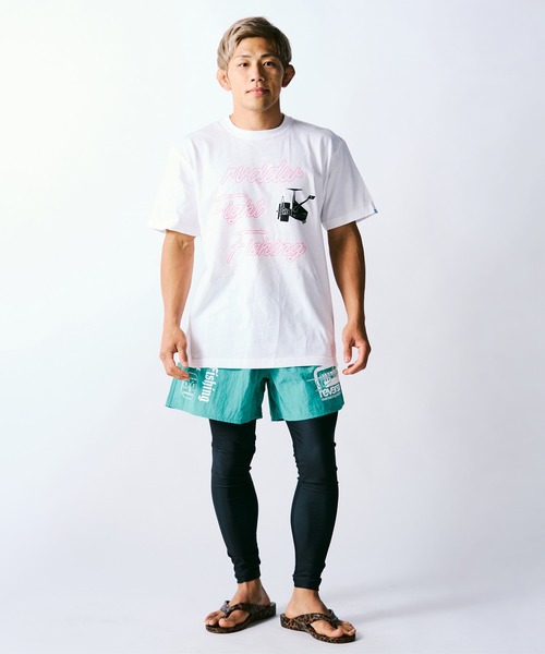 reversal.dogi.design.works（リバーサル・ドーギ・デザイン・ワークス）の「＜reversal/リバーサル＞FISHING REEL COTTON TEE フィッシィング リール コットン Tシャツ（Tシャツ/カットソー・メンズ・ホワイト/ブラック・M/L/2XL/XL）」の6枚目の写真