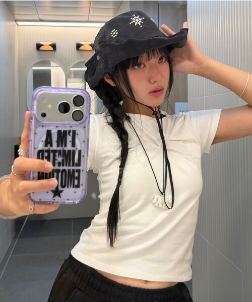 ZIZEMUSEUM(ジゼミュージアム)の「SLASH PINTUCK T-SHIRT (WHITE)(Tシャツ/カットソー・レディース・その他・SMALL/MEDIUM/LARGE)」の5枚目の写真