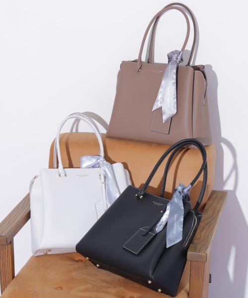 JILL by JILL STUART(ジルバイジルスチュアート)の「スカーフ付きトートバッグ(トートバッグ・レディース・グレー/ブラック/モカ・FREE)」の1枚目の写真
