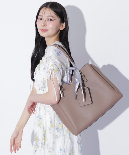 JILL by JILL STUART(ジルバイジルスチュアート)の「スカーフ付きトートバッグ(トートバッグ・レディース・グレー/ブラック/モカ・FREE)」の10枚目の写真
