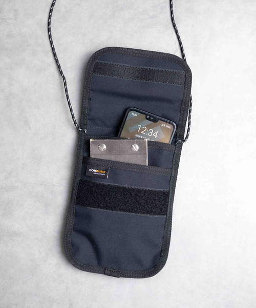 Gramicci(グラミチ)の「【RE】【GRAMICCI(グラミチ) 】CORDURA NECK POUCH(ショルダーバッグ・メンズ・オリーブ/ブラック・FREE)」の7枚目の写真